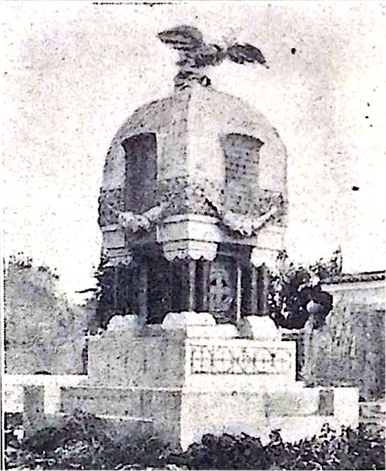 san-giovanni-di-polcenigo-udine-monumento-ai-caduti