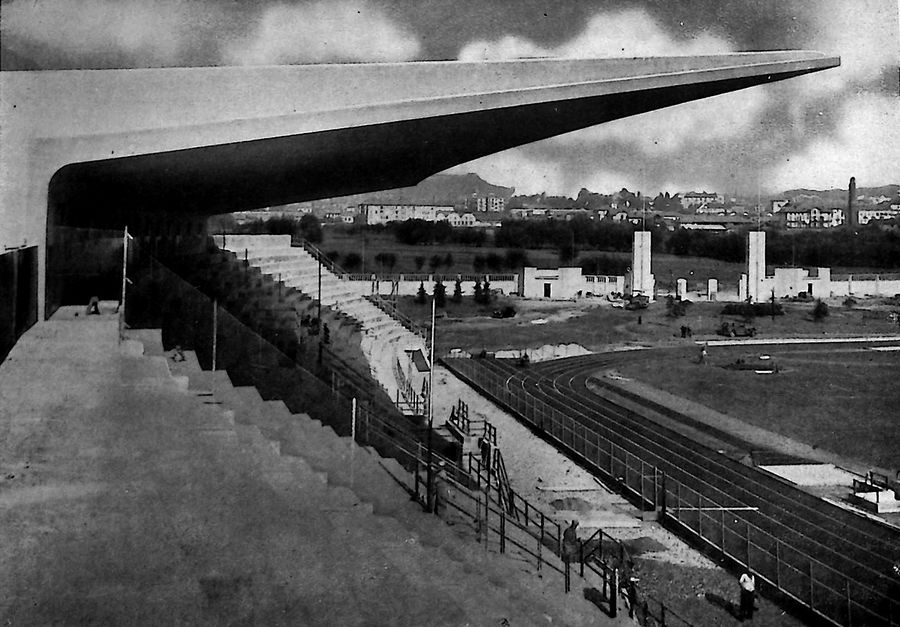 biella-laudace-e-superba-gradinata-capace-di-diecimila-posti-del-campo-polisportivo-alessandro-la-marmora