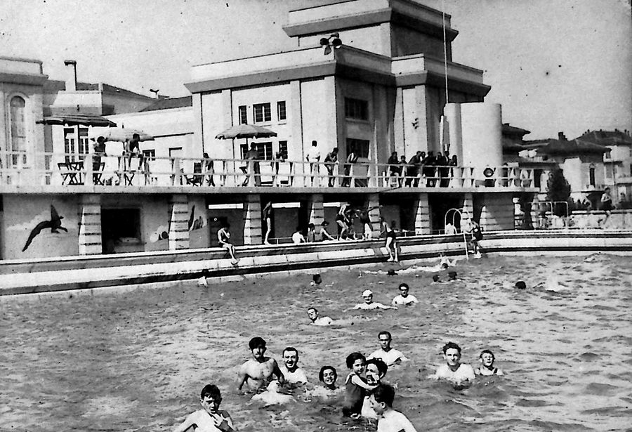 vercelli-piscina-comunale-nel-villaggio-dopolavoristico