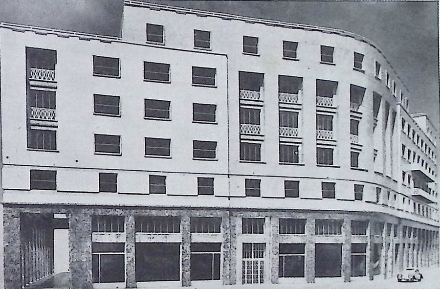 milano-palazzo-in-via-cappellari-di-proprieta-della-societa-reale-mutua-assicurazioni
