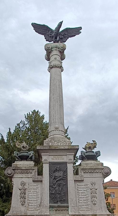 gonzaga-mantova-monumento-ai-caduti-di-gonzaga