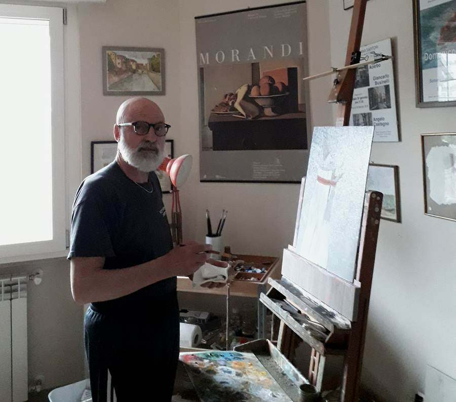 Domenico Acerbo nel suo studio, 2022
