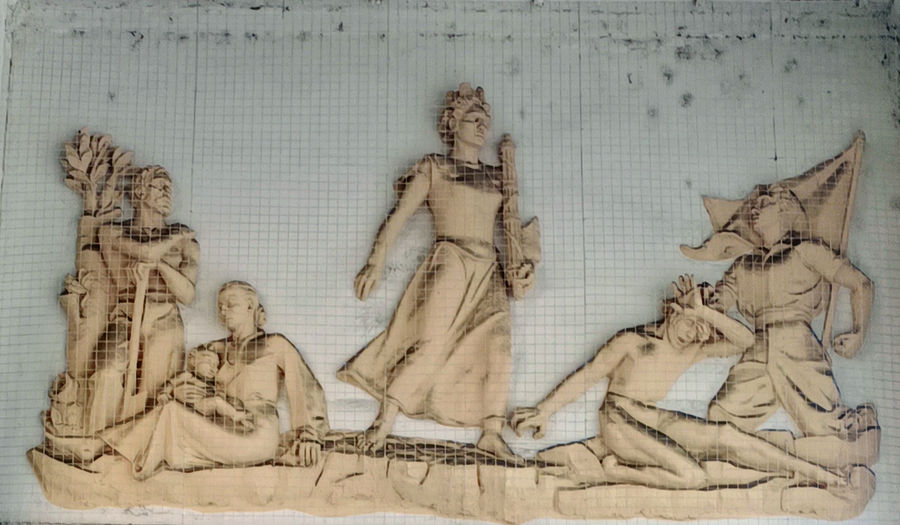 bolzano-le-parche-portici-di-piazza-della-vittoria