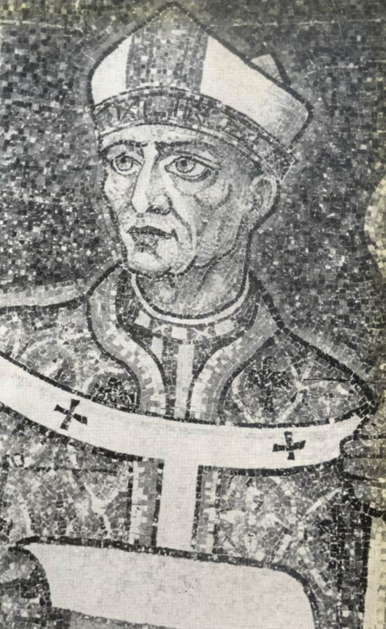 vescovo-alfano-part-cattedrale-di-salerno