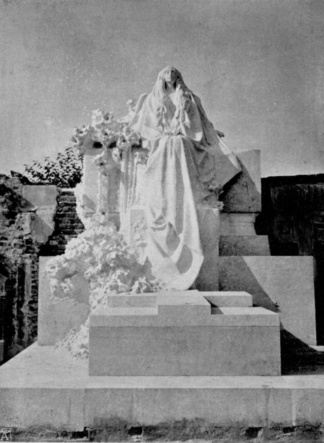 la-sfinge-monumento-sepolcrale-della-famiglia-pansa-cimitero-di-cuneo