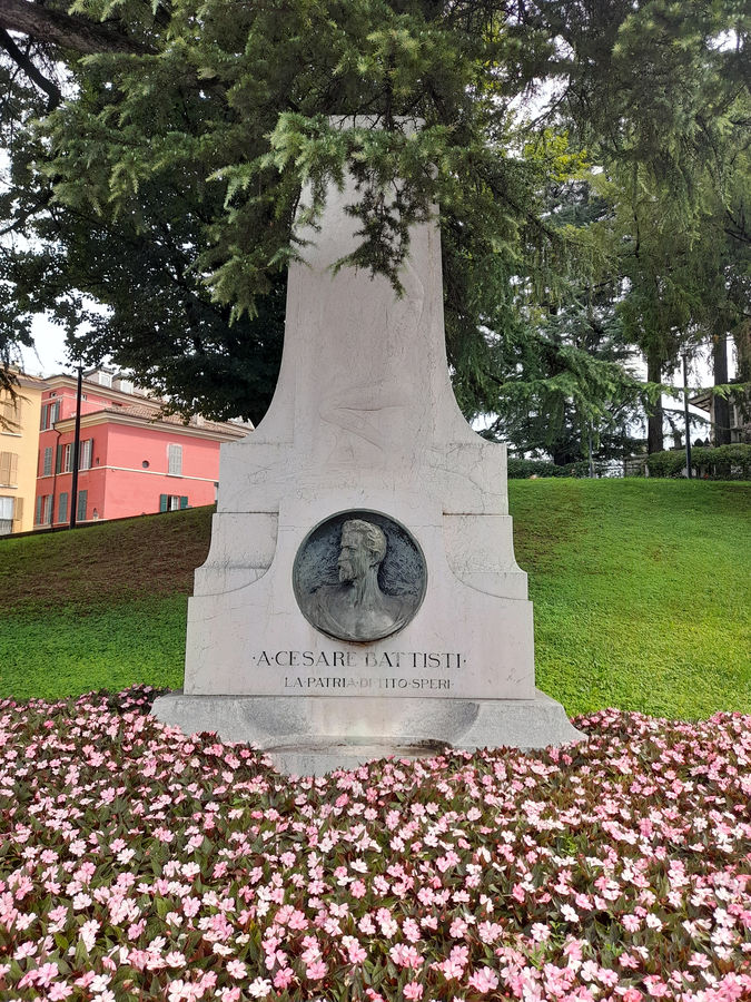monumento-a-cesare-battisti-brescia