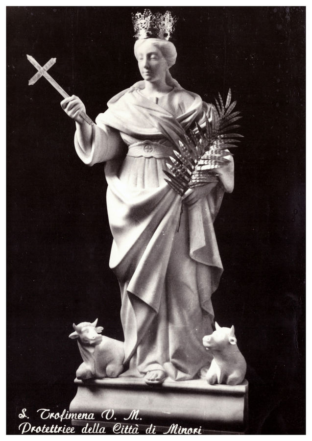 s-trofimena-v-m-protettrice-della-citta-di-minori-costa-di-amalfi
