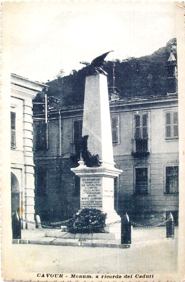 cavour-torino-monumento-ai-caduti