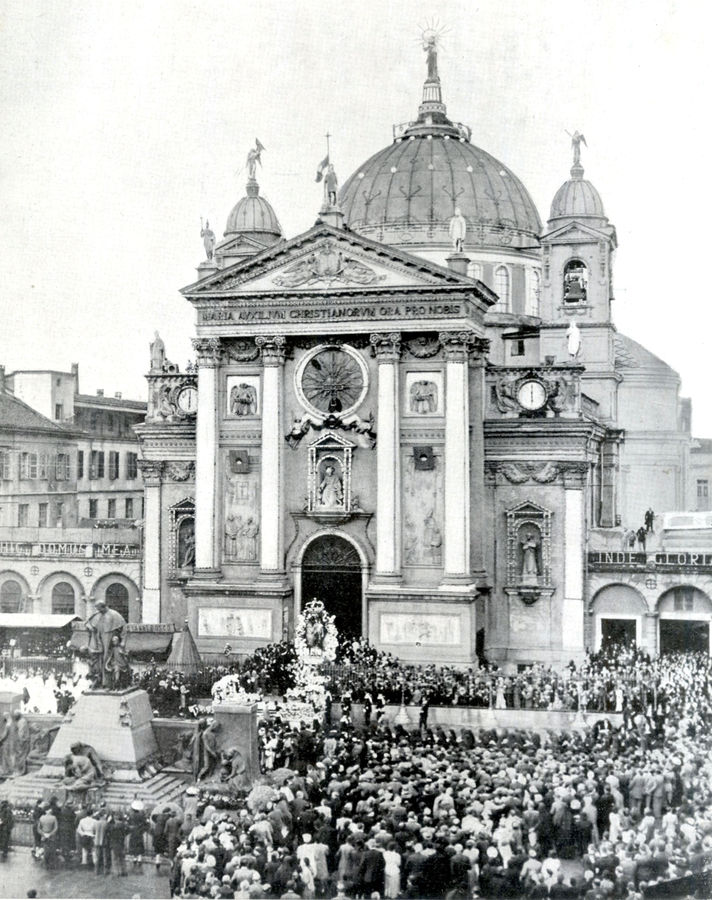 monumento-a-san-giovanni-bosco-torino-tempio-di-maria-ss-ausiliatrice