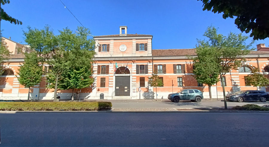 mantova-pubblico-macello-ora-biblioteca-baratta-corso-garibaldi