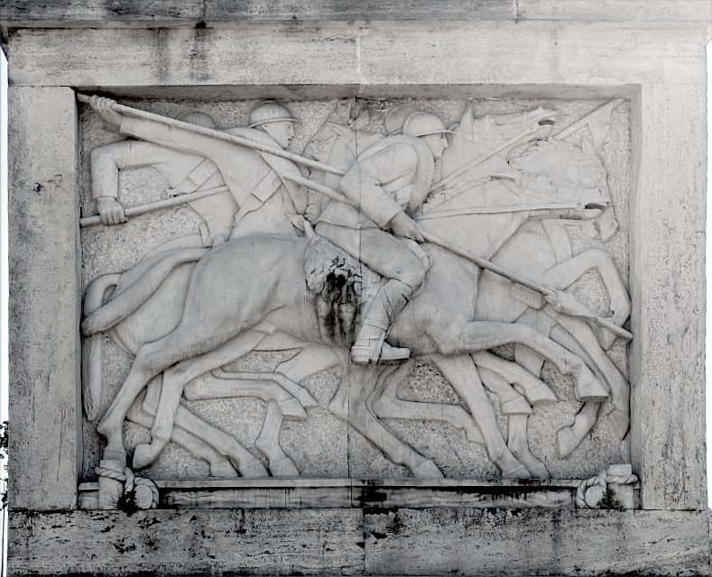 altorilievo-decorativo-ponte-duca-emanuele-filiberto-di-savoia-aosta-roma-foro-mussolini-battaglia-del-tagliamento