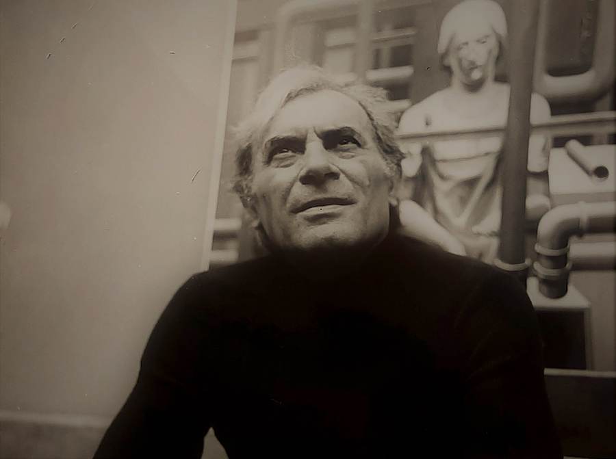 Sereno Cordani nel suo studio, 1983