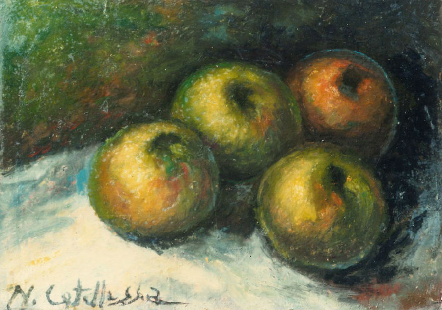 quattro-mele-sulla-tavola