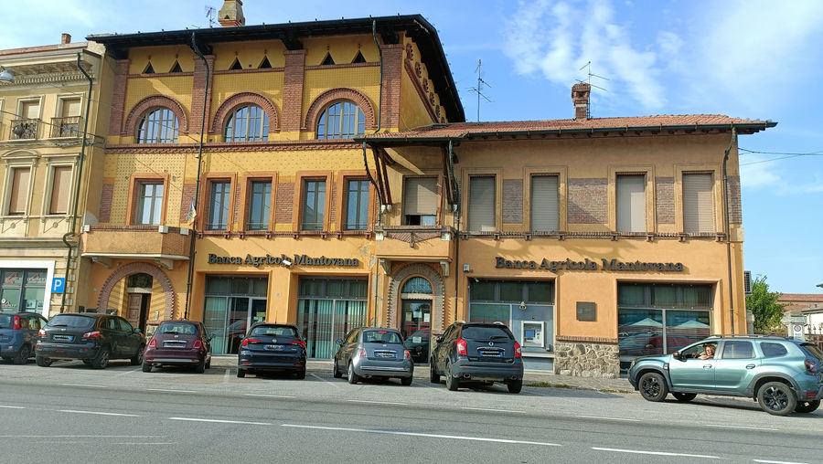 castel-dario-mn-palazzo-morelli-oggi-sede-mps-ex-bam
