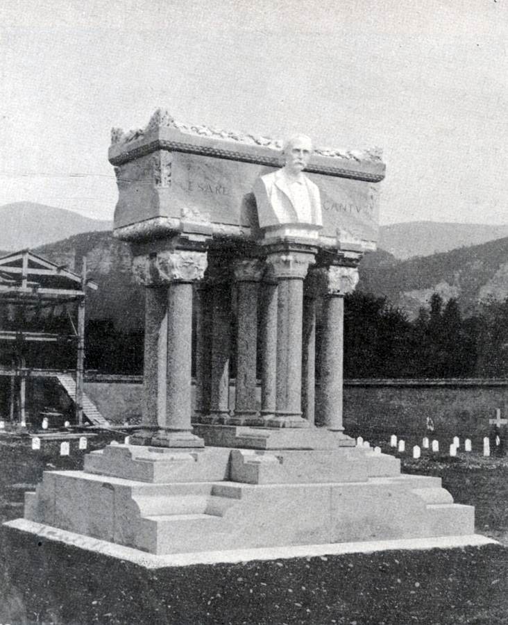 monumento-a-cesare-cantu-nel-cimitero-di-brivio-lc