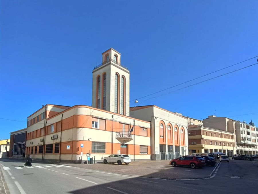 suzzara-mantova-casa-del-fascio