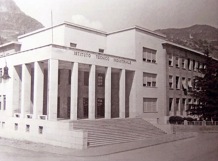 bolzano-regio-istituto-tecnico-commerciale-cesare-battisti