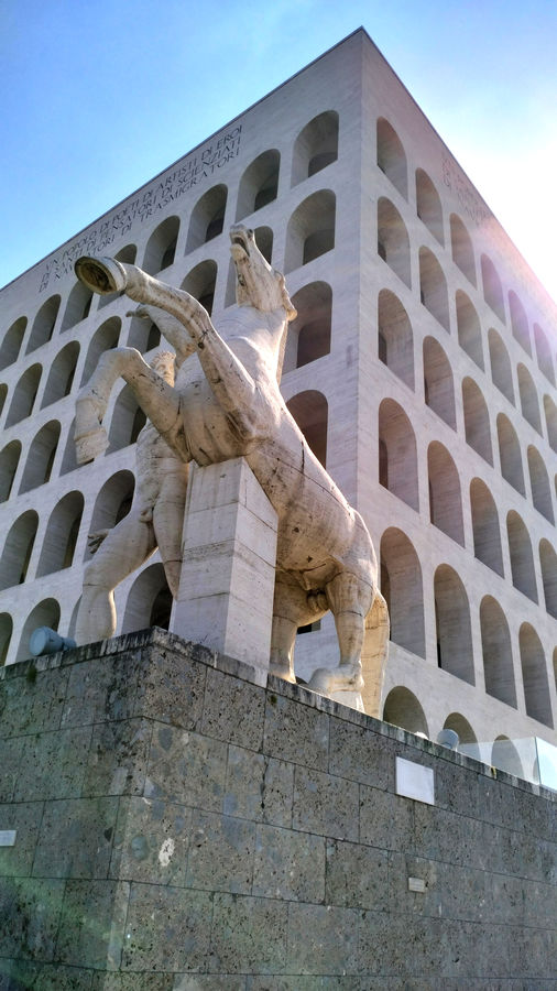 roma-eur-dioscuri-1-palazzo-della-civilta