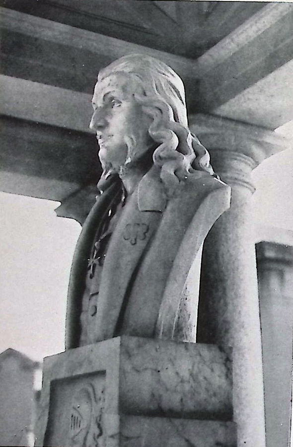 busto-di-paganini-particolare-della-tomba-di-niccolo-paganini-cimitero-della-villetta-di-parma