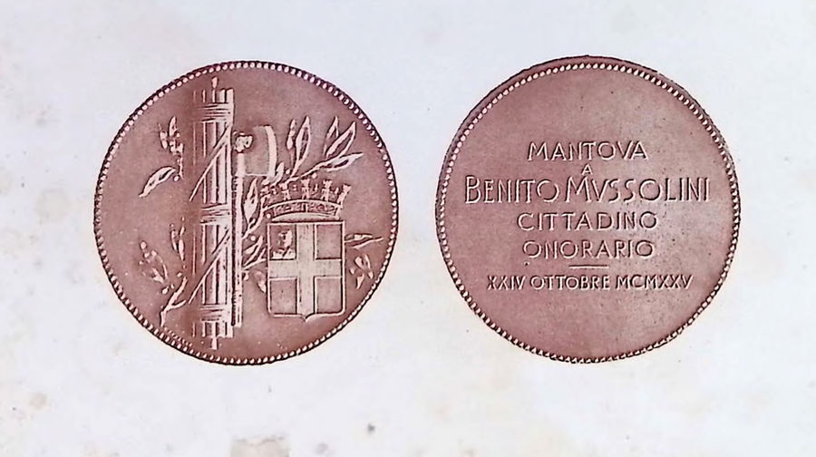 mantova-a-benito-mussolini-cittadino-onorario-xxiv-ottobre-mcmxxv