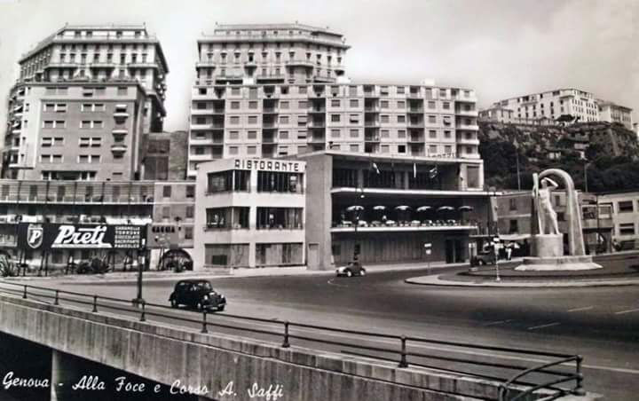 genova-ristorante-san-pietro-statua-del-navigatore