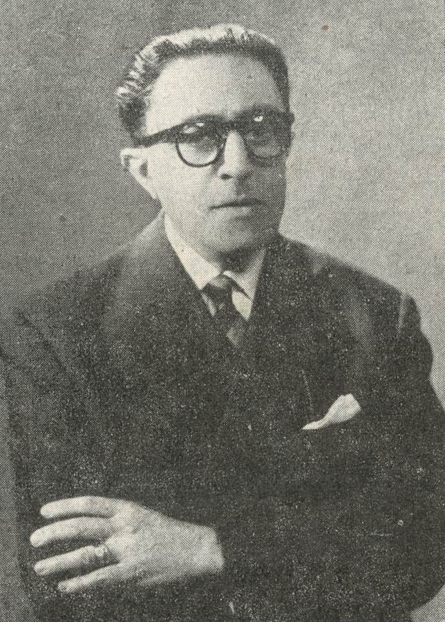 Leonardo Leonardi - (1956 - Domenico Maggiore, Supplemento Artisti Viventi d’Italia, Napoli, Edizione Maggiore, p. 330).