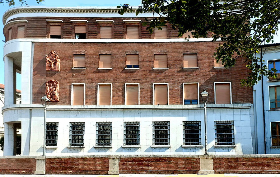 mantova-palazzo-infps-istituto-nazionale-fascista-previdenza-sociale-dettaglio