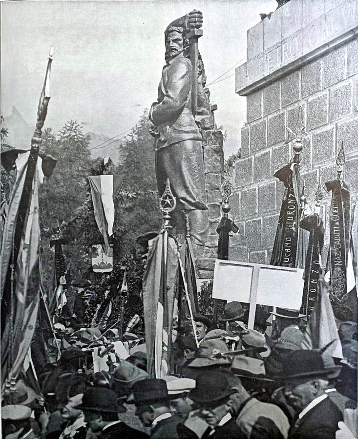 il-monumento-a-pietro-fortunato-calvi-inaugurato-da-italo-balbo-a-pieve-di-cadore-20-settembre