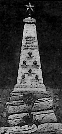 lemna-como-monumento-ai-caduti