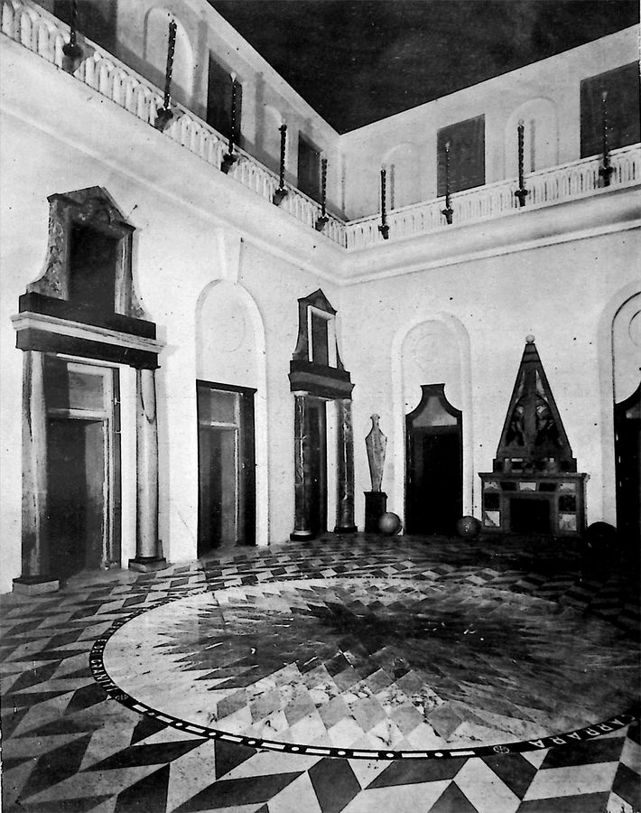 il-salone-del-marmo-alla-iv-esposizione-darte-decorativa-di-monza