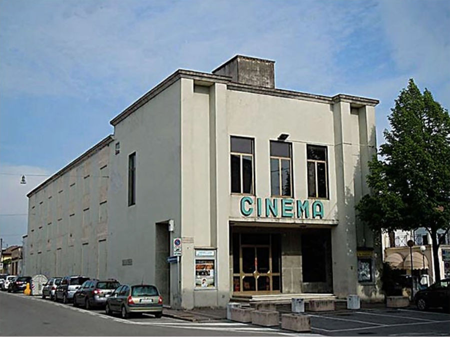 castelgoffredo-mantova-teatro-comunale-poi-cinema