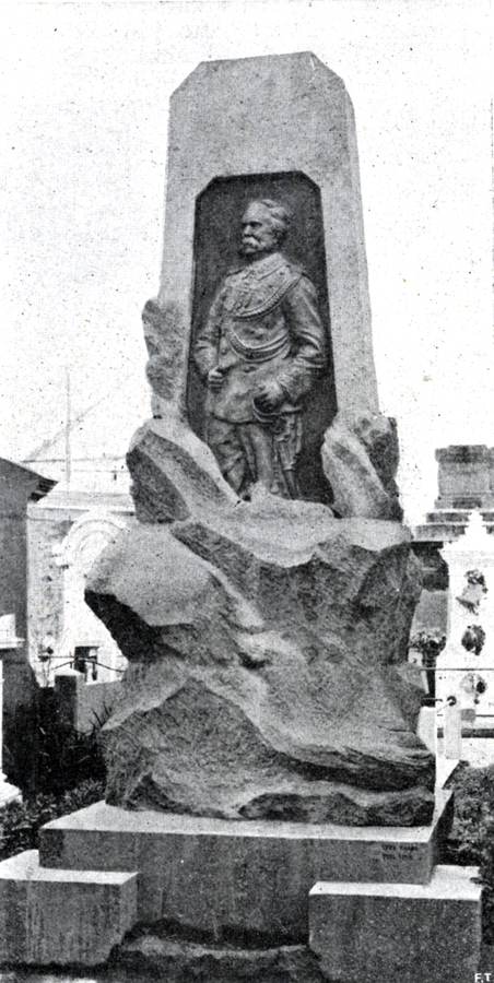 il-monumento-al-generale-michele-de-rada-nel-cimitero-di-roma