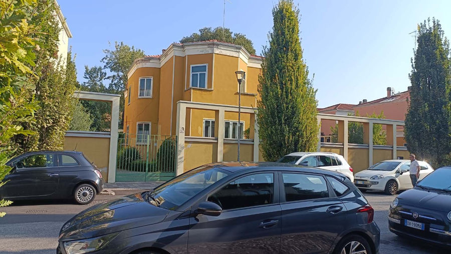 mantova-casa-tazio-nuvolari-viale-rimembranze