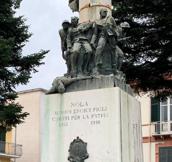 nola-napoli-monumento-ai-caduti-particolare