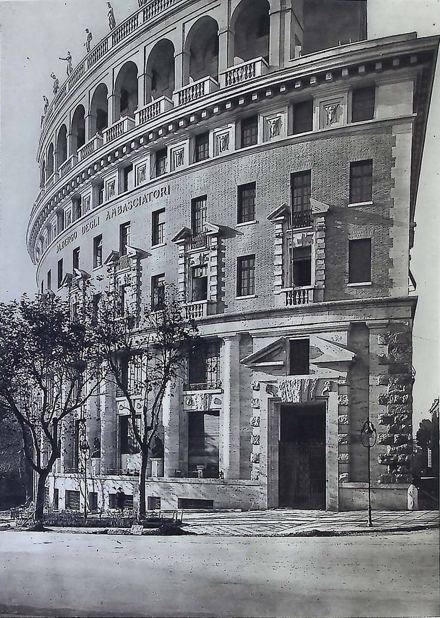 roma-albergo-degli-ambasciatori-particolare-della-facciata