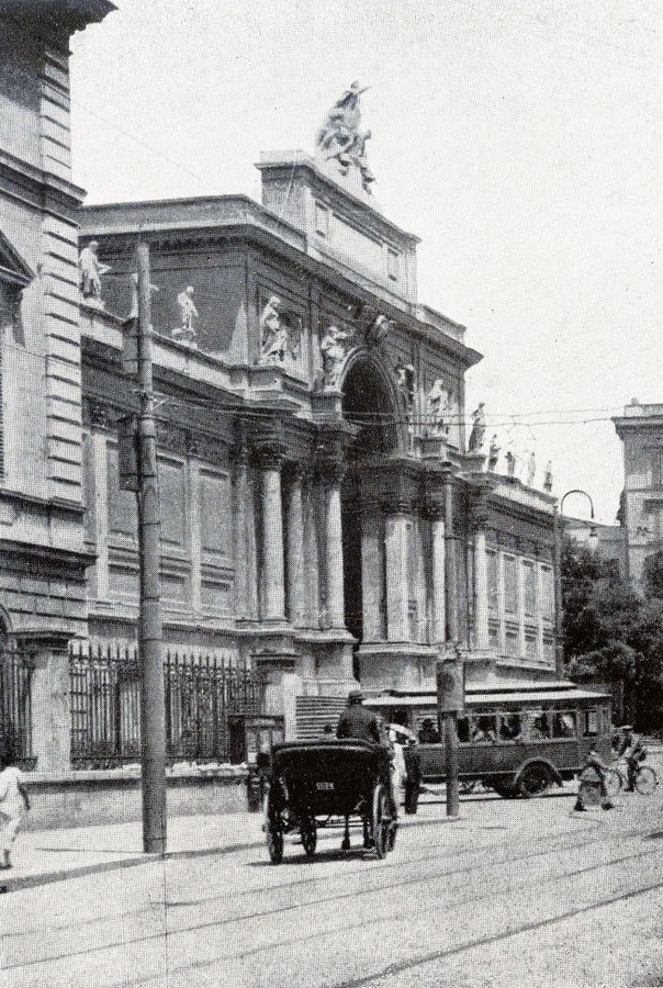 palazzo-delle-belle-arti-in-via-nazionale-roma