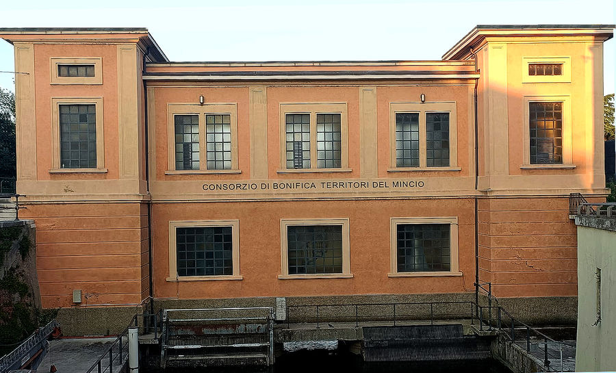 mantova-stabilimento-idrovoro-di-ponte-arlotto-su-porto-catena