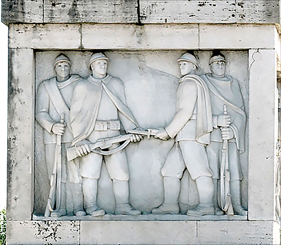 altorilievo-decorativo-ponte-duca-daosta-a-roma-foro-mussolini-battaglia-del-piave