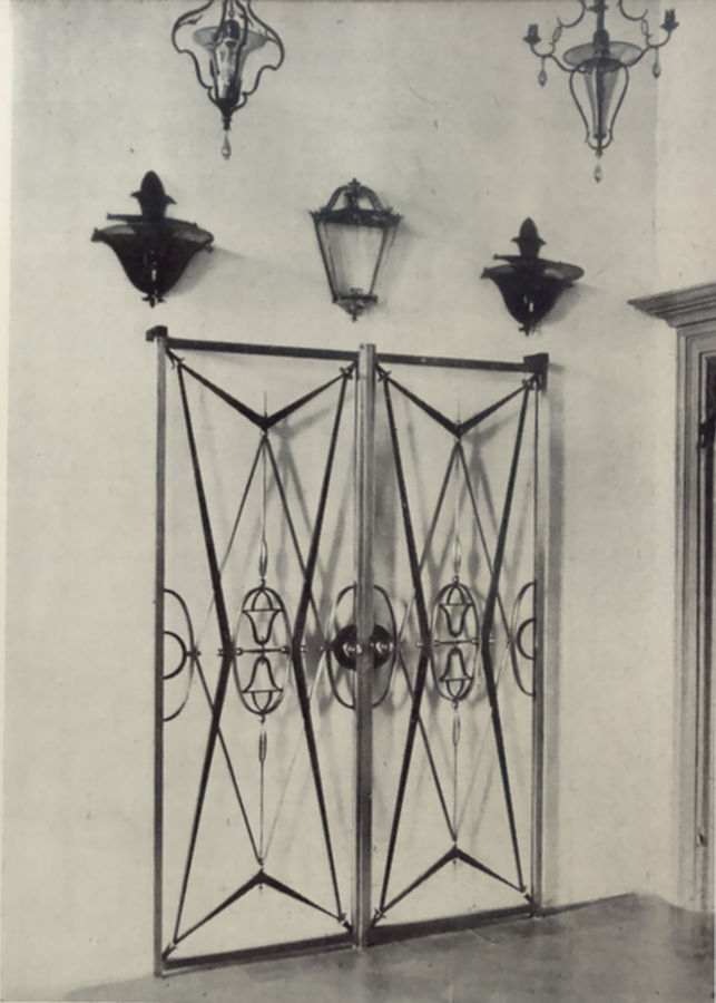 lampade-pensili-cancelletto-in-ferro-batturo