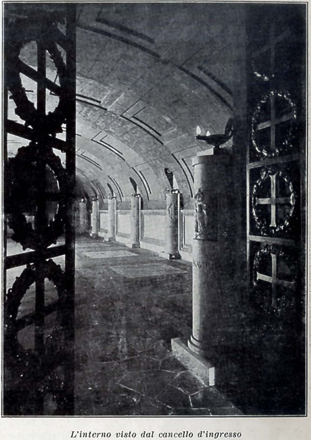 roma-chiesa-di-santa-caterina-a-magnanopoli-la-cripta-monumento-dei-cappellani-militari-e-dei-caduti-in-guerra