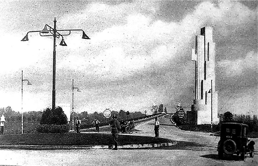 torino-fascio-littorio-allingresso-dellautostrada-torino-milano