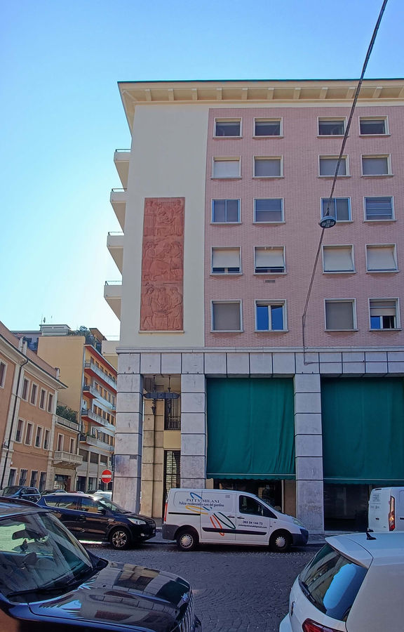 mantova-palazzo-ariston-angolo-fra-via-principe-amedeo-e-via-filzi