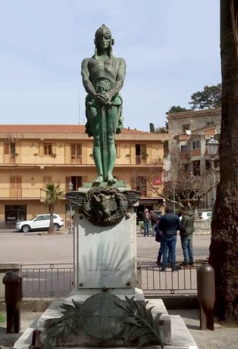 tortorici-messina-monumento-ai-caduti-di-tortorici