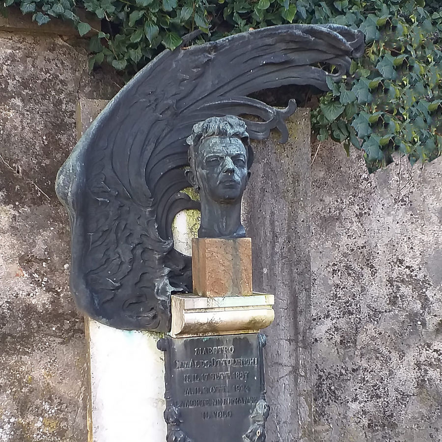 mantova-cimitero-israelitico-maestro-cav-aldo-ottolenghi-la-morte-ne-infranse-il-volo-2-ottobre-1924