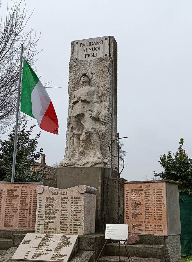 palidano-mantova-monumento-ai-caduti-particolare