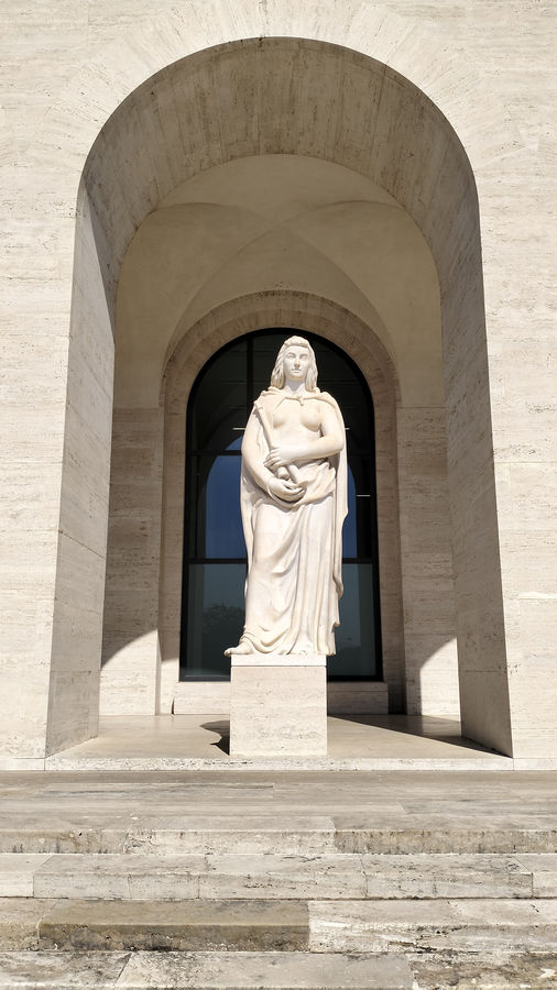 roma-eur-la-musica-palazzo-della-civilta-italiana