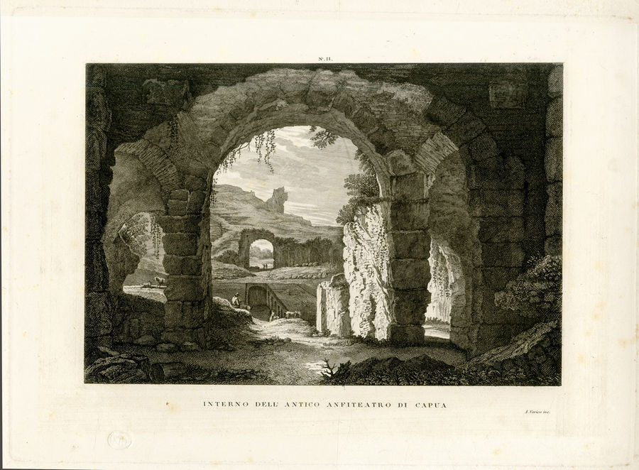 interno-dellantico-anfiteatro-di-capua