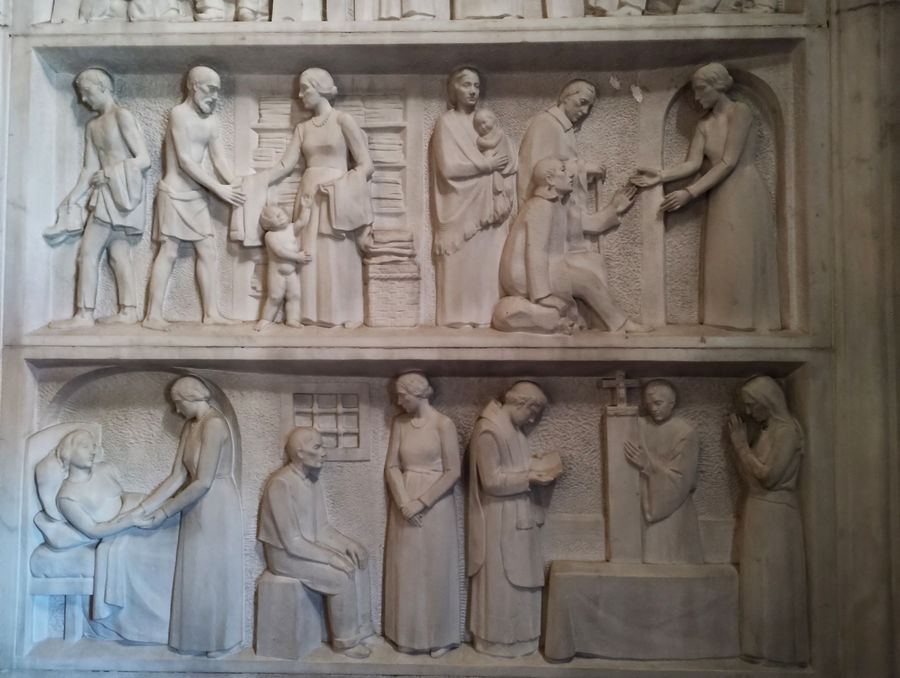 lannunciazione-e-le-sette-opere-di-misericordia-particolare-chiesa-san-giorgio-bodio-lomnago-varese