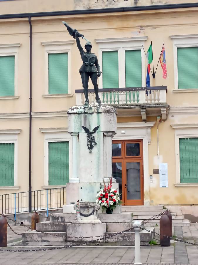 casaleone-verona-monumento-ai-caduti-di-casaleone