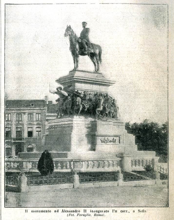 monumento-ad-alessandro-ii-sofia-bulgaria